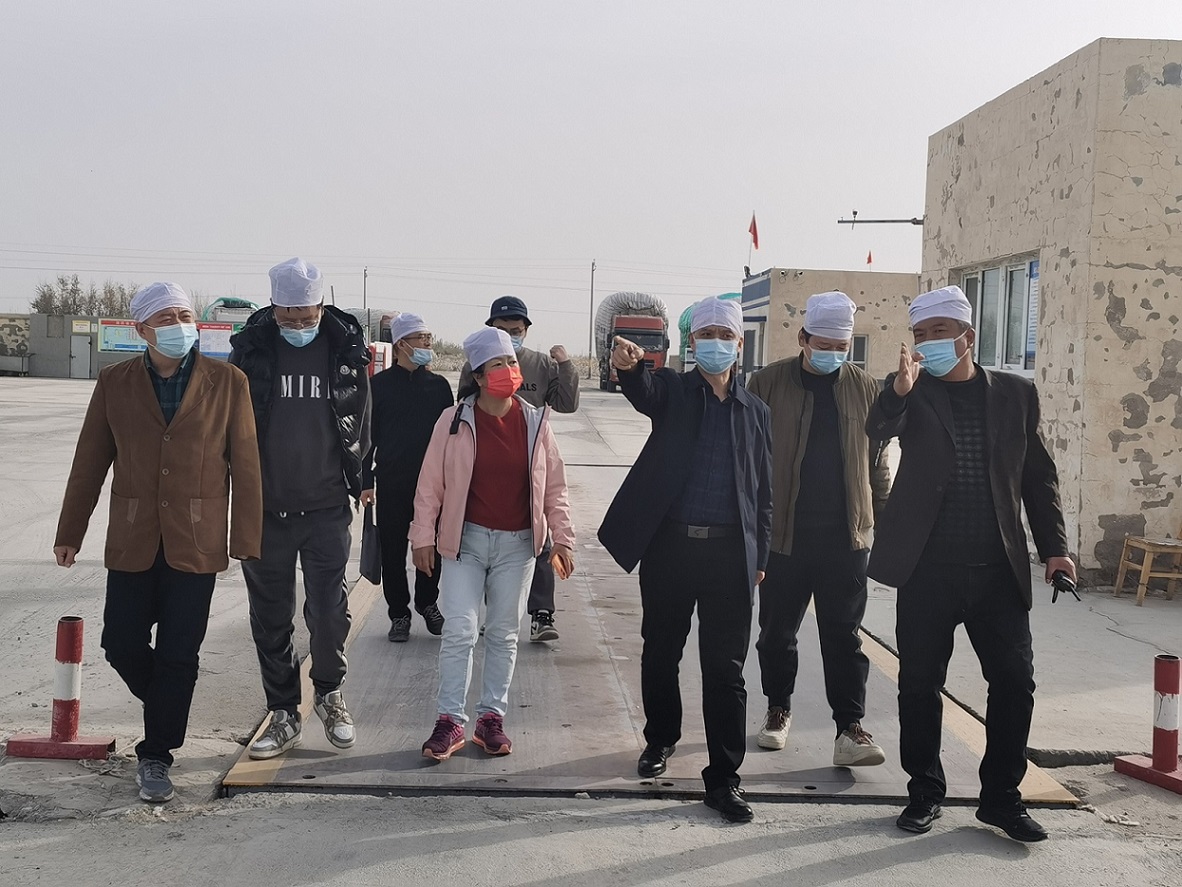 李林、樊治強一行到省棉麻集團基地督導調研安全生產、棉花儲備工作